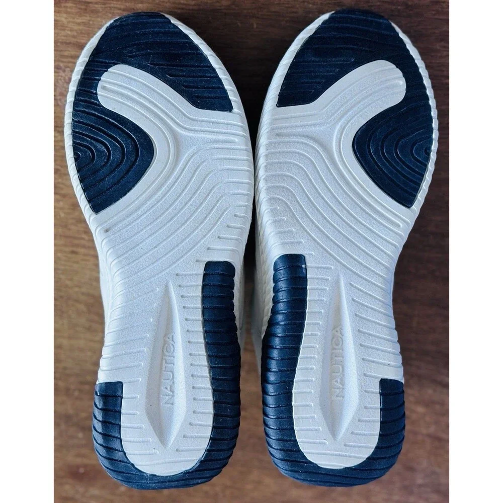 Men’s Size 9.5 Nautica Angler White Navy Lifestyle Sneakers CV2143 NWOB